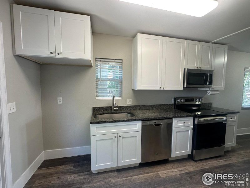 611 N 2nd St, Sterling, CO 80751
