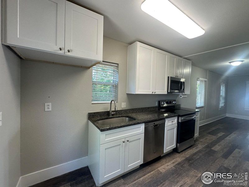 611 N 2nd St, Sterling, CO 80751