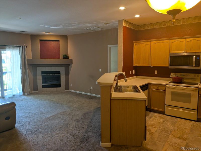 7369 S Alkire St #203, Littleton, CO 80127