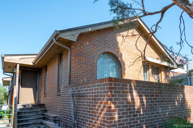 1257 Quitman St, Denver, CO 80204