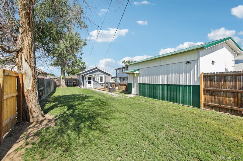 130 N 8th Ave, Brighton, CO 80601