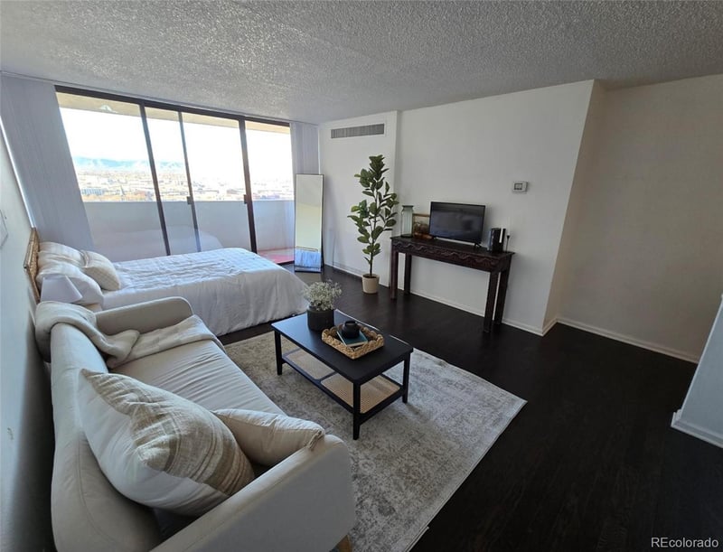 1020 15th St #21M, Denver, CO 80202