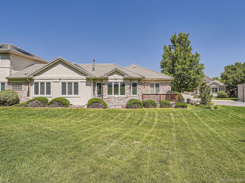 14064 E Whitaker Dr, Aurora, CO 80015