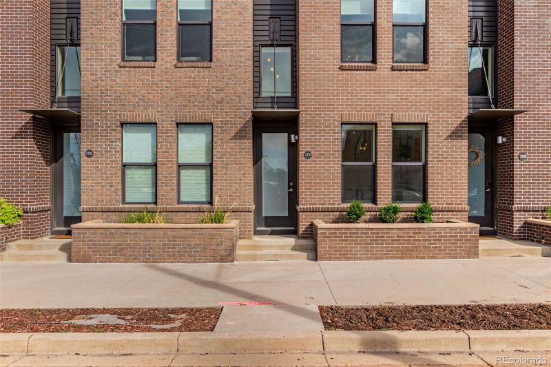 2436 Welton St, Denver, CO 80205