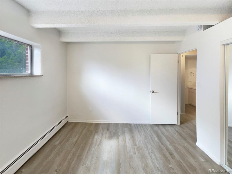2401 S Gaylord St #206, Denver, CO 80210