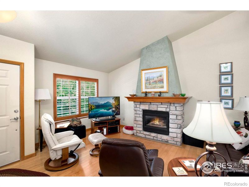 1638 Foxbrook Way, Fort Collins, CO 80526