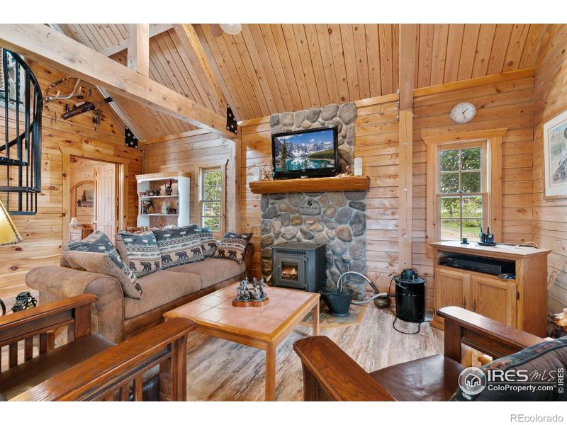 90 Woccon Ct, Red Feather Lakes, CO 80545