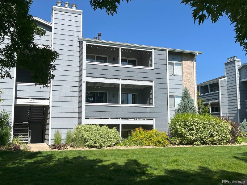 4676 White Rock Cir #12, Boulder, CO 80301