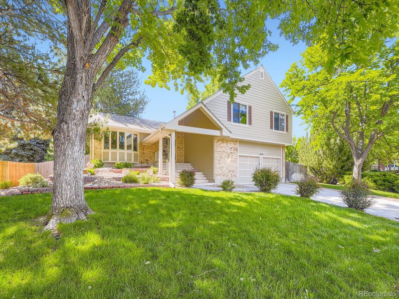 10192 W Berry Pl, Littleton, CO 80127