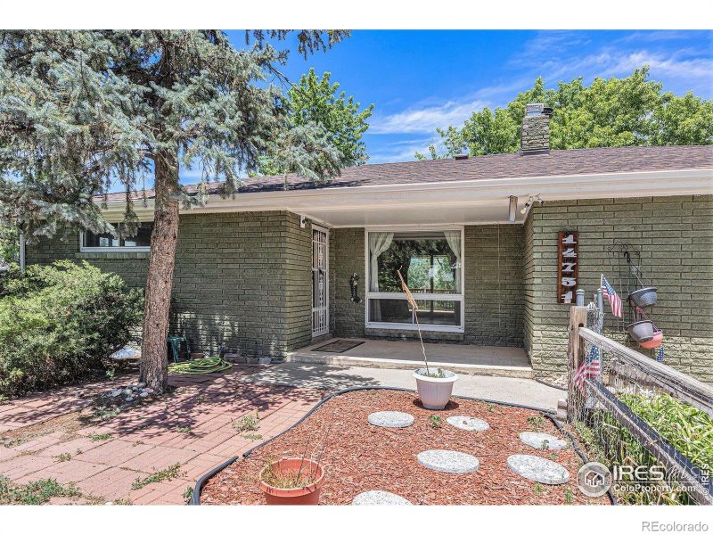 14751 E 24th Ave, Aurora, CO 80011
