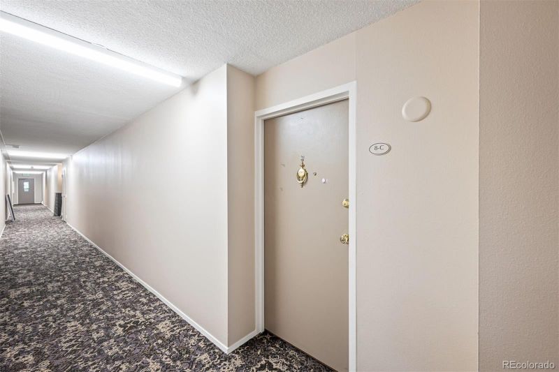 350 S Clinton St #8C, Denver, CO 80247