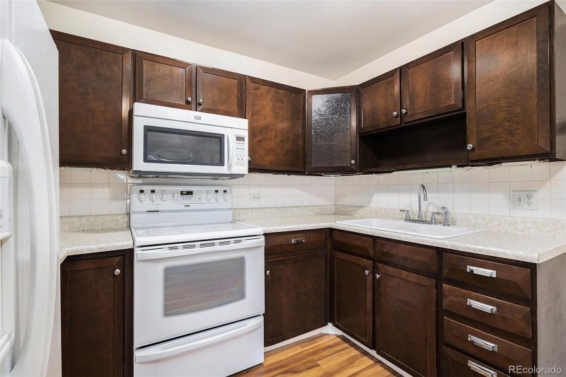 350 S Clinton St #2A, Denver, CO 80247