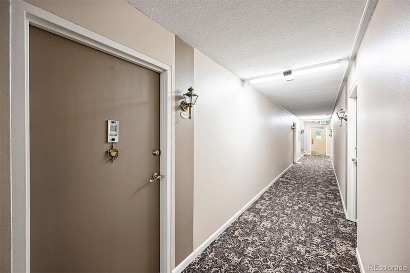 710 S Clinton St #9A, Denver, CO 80247
