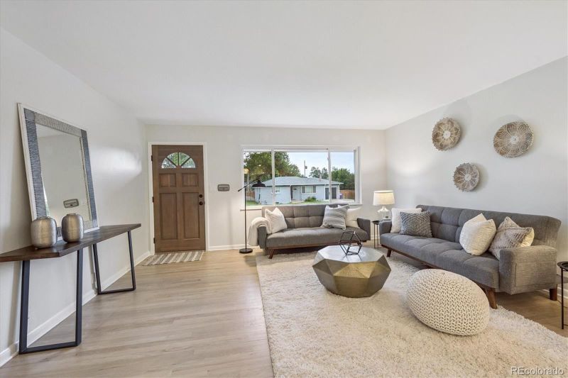 3384 W Arlington Ave, Littleton, CO 80123