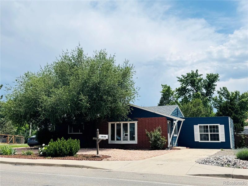10130 W 20th Ave, Lakewood, CO 80215