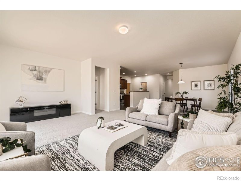 588 Sandi Ln, Dacono, CO 80514