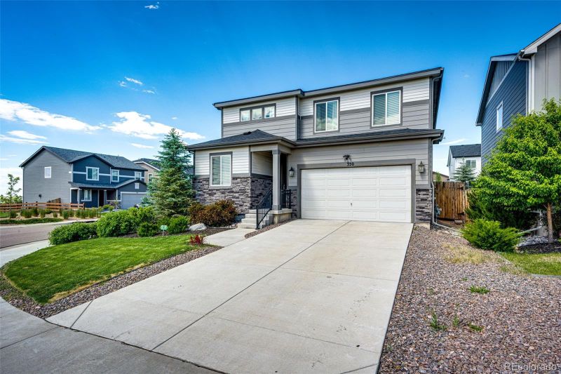350 Vista Cliff Cir, Castle Rock, CO 80104