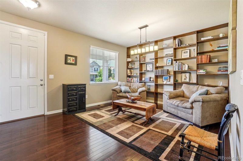 4920 S Netherland Way, Centennial, CO 80015