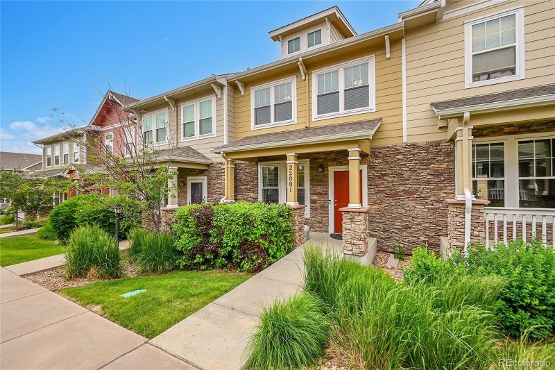 22801 E Briarwood Pl, Aurora, CO 80016