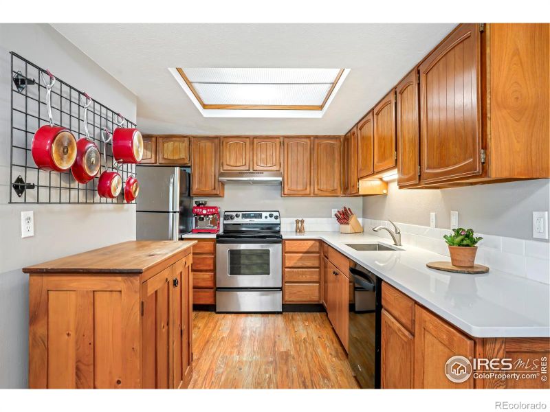 2956 Glenwood Dr, Boulder, CO 80301
