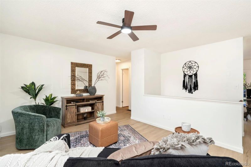 930 Vanderbilt Ct, Fort Collins, CO 80525