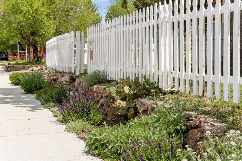 244 Washington St, Monument, CO 80132