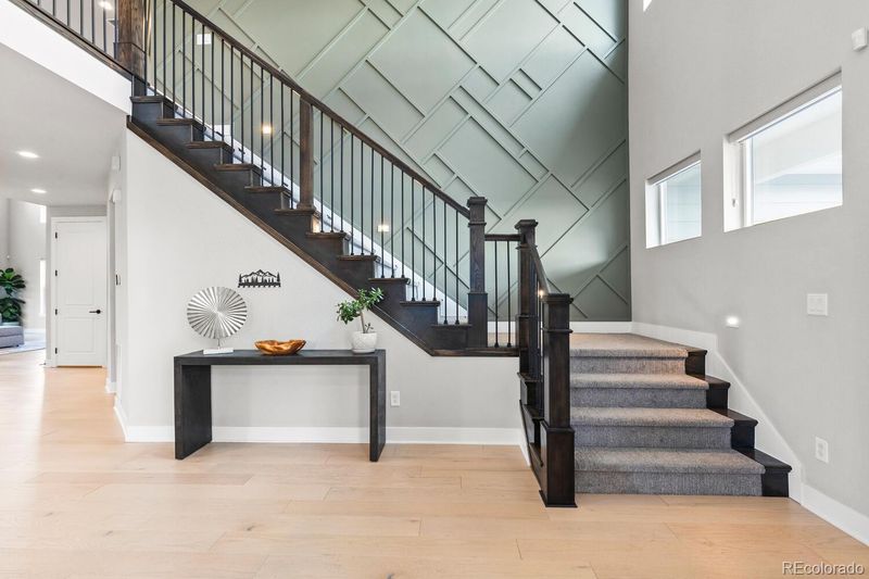 423 Rogers Way, Castle Rock, CO 80104