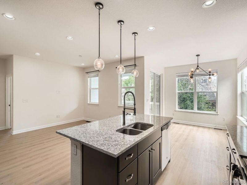 625 Kendall Way, Lakewood, CO 80214
