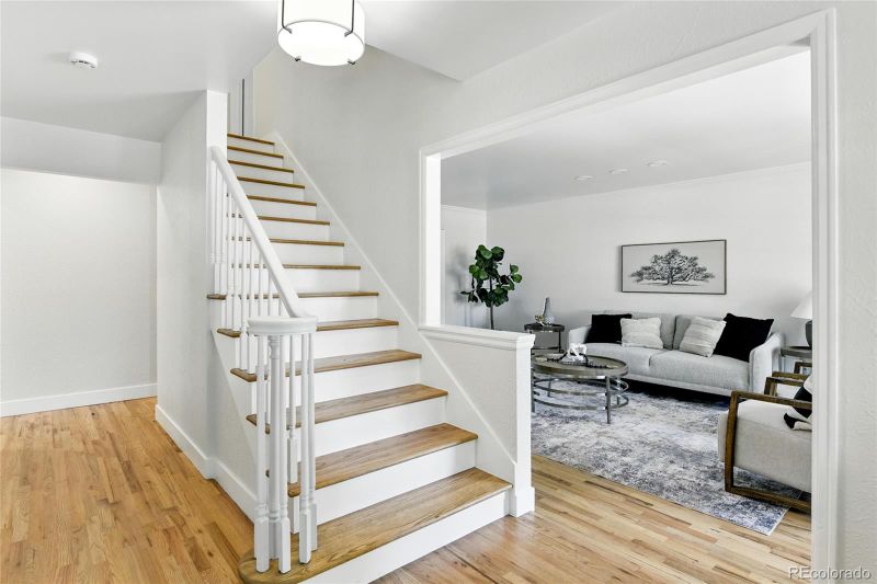 3884 S Niagara Way, Denver, CO 80237