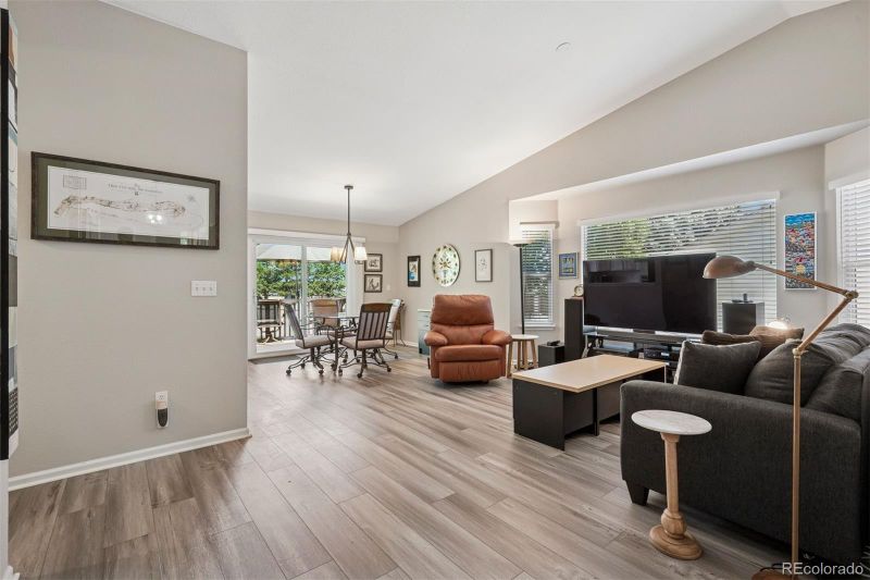 9747 W Peakview Dr, Littleton, CO 80123