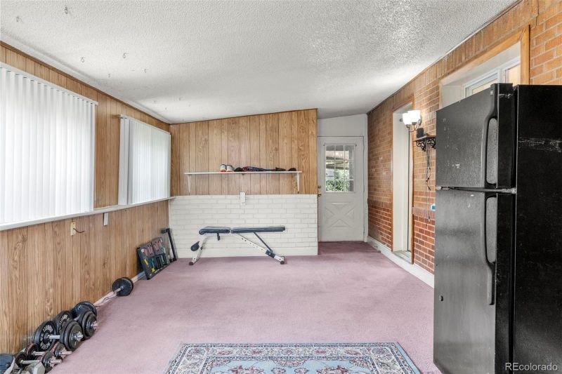 8991 Hickory Pl, Thornton, CO 80229