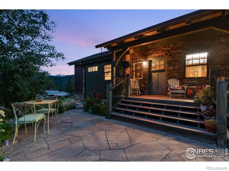 2055 Siskin Dr, Estes Park, CO 80517