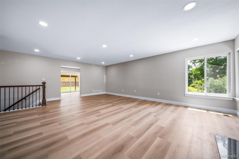 4064 S Olathe Ct, Aurora, CO 80013