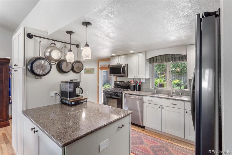 225 Shavano St, Poncha Springs, CO 81242