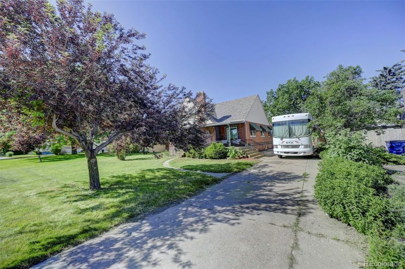 630 W Orman Ave, Pueblo, CO 81004