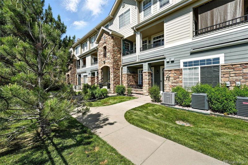 474 Black Feather Loop #406, Castle Rock, CO 80104