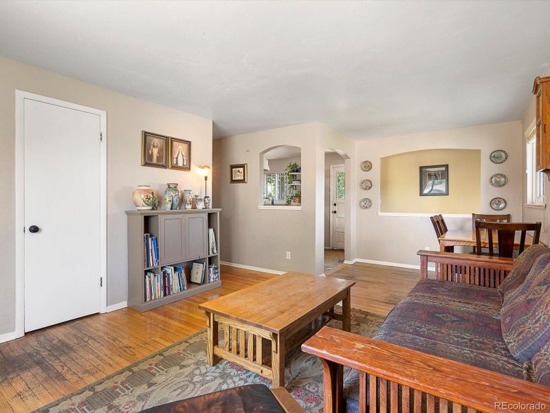 14050 E 25th Pl, Aurora, CO 80011