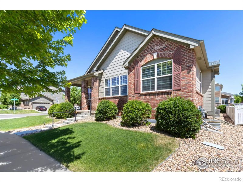 2196 Winding Dr, Longmont, CO 80504