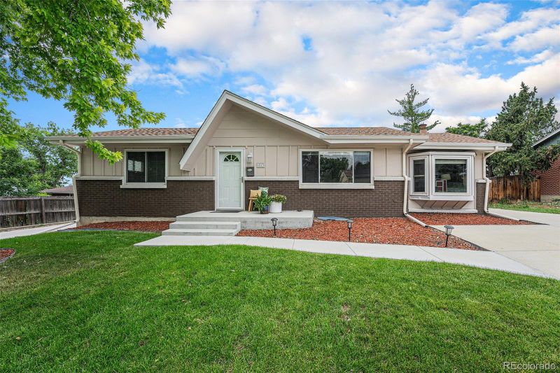 6513 Gray St, Arvada, CO 80003