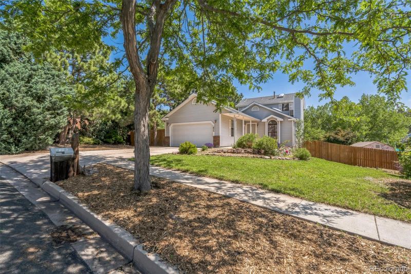 1826 Palm Dr, Colorado Springs, CO 80918