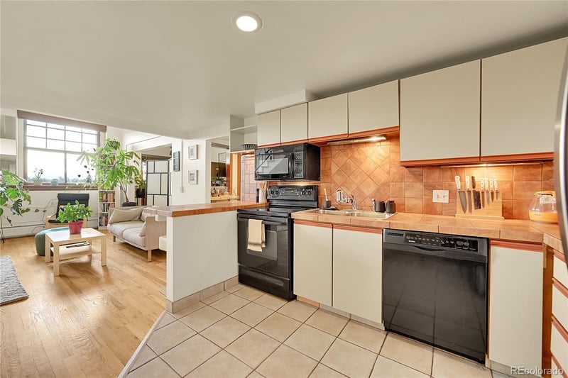 2351 Federal Blvd #401, Denver, CO 80211
