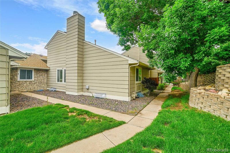 3890 S Atchison Way #B, Aurora, CO 80014