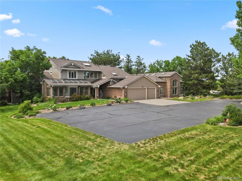 6895 S Norfolk St, Foxfield, CO 80016