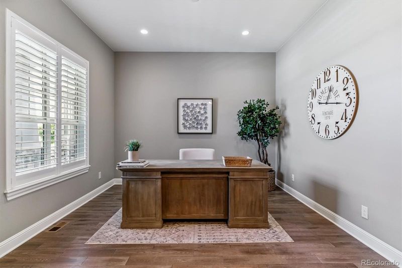 22656 E Glidden Dr, Aurora, CO 80016