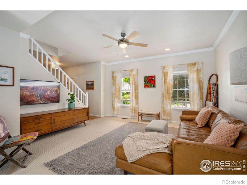 533 Dunraven Dr, Fort Collins, CO 80525