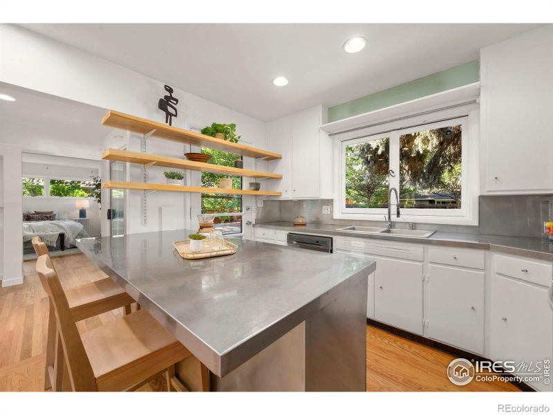 104 E Harvard St, Fort Collins, CO 80525