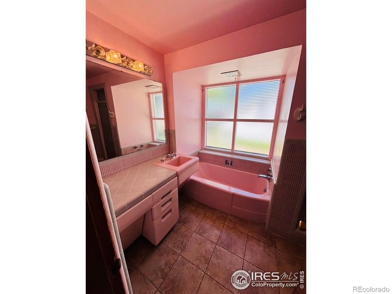 151 W 1st St N, Cheyenne Wells, CO 80810