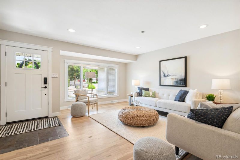 1354 S Wright St, Lakewood, CO 80228
