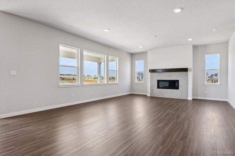 2476 Lupton Ln, Erie, CO 80026