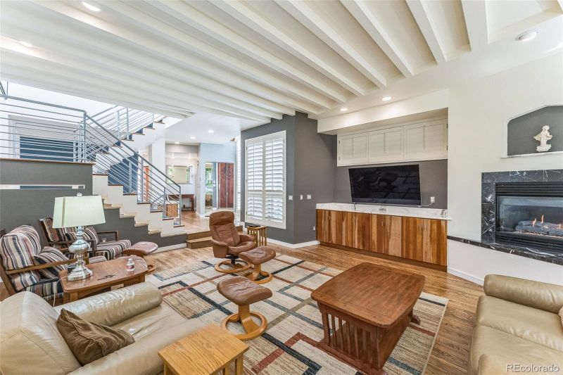 461 Fillmore St, Denver, CO 80206